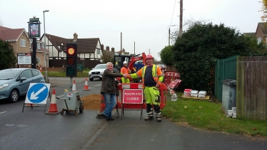 Haddenham crossing